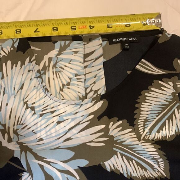 WHOWHATWEAR., sleeveless blouse, polyester, medium, great condition - Picture 12 of 13